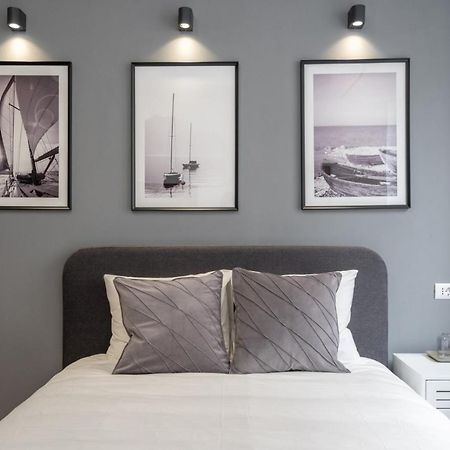 Relax Apartament In Piata Universitatii Бухарест Экстерьер фото