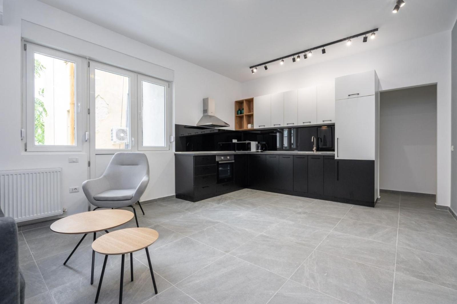 Relax Apartament In Piata Universitatii Бухарест Экстерьер фото