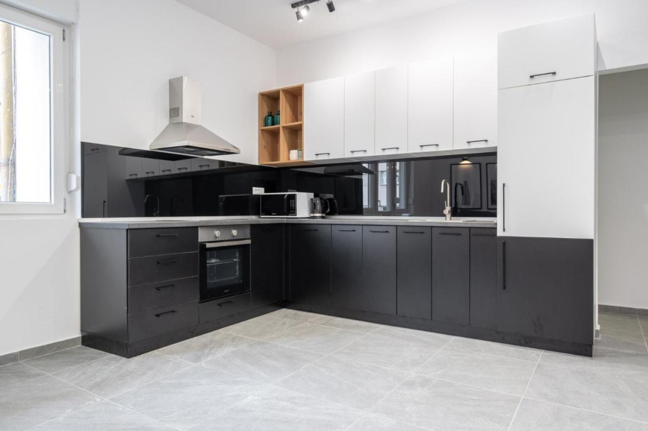 Relax Apartament In Piata Universitatii Бухарест Экстерьер фото